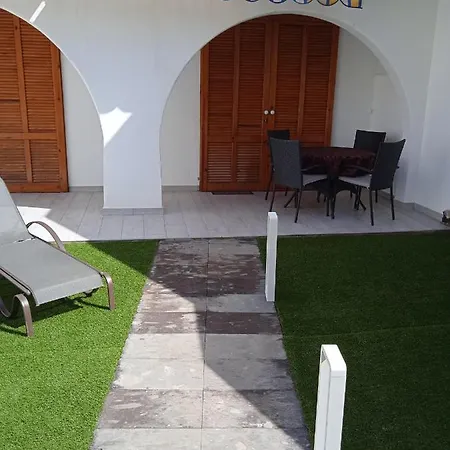 House Carlotta Parque Santiago Playa de las Americas (Tenerife)